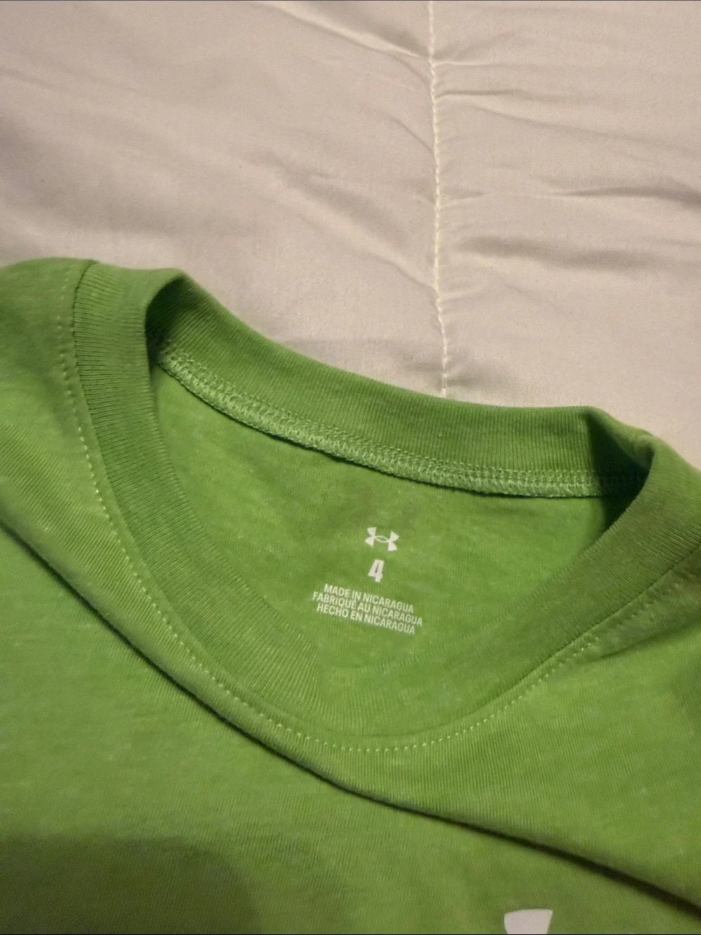 Under Armour Lime Green Short Sleeve Kids Tee 4 new